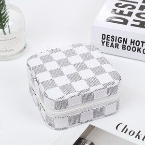 NEW Mini Jewellery Mini Travel Case | Grey Checkered